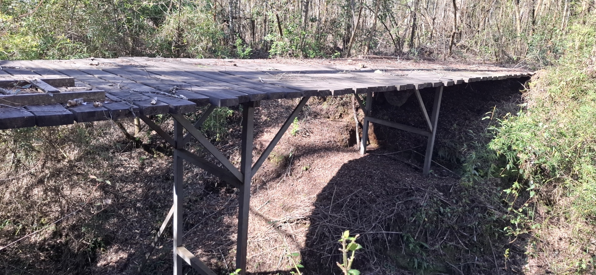 Foto 17 de A499 TERRENO DE 9.800 M² CON QUINCHO, VERTIENTE Y PUENTE EN MOLCO CHOSCO