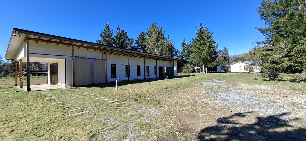 Foto 3 de A493 EXCLUSIVA CASA CON CABAÑA EN PARCELA CERCANA AL RÍO TOLTÉN