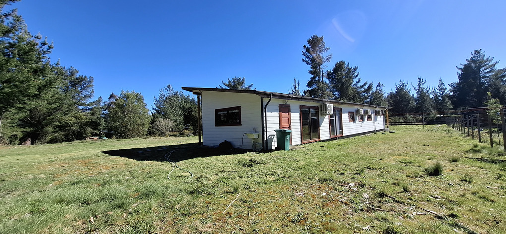 Foto 4 de A493 EXCLUSIVA CASA CON CABAÑA EN PARCELA CERCANA AL RÍO TOLTÉN