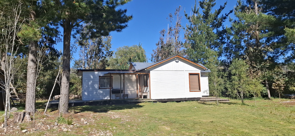 Foto 5 de A493 EXCLUSIVA CASA CON CABAÑA EN PARCELA CERCANA AL RÍO TOLTÉN