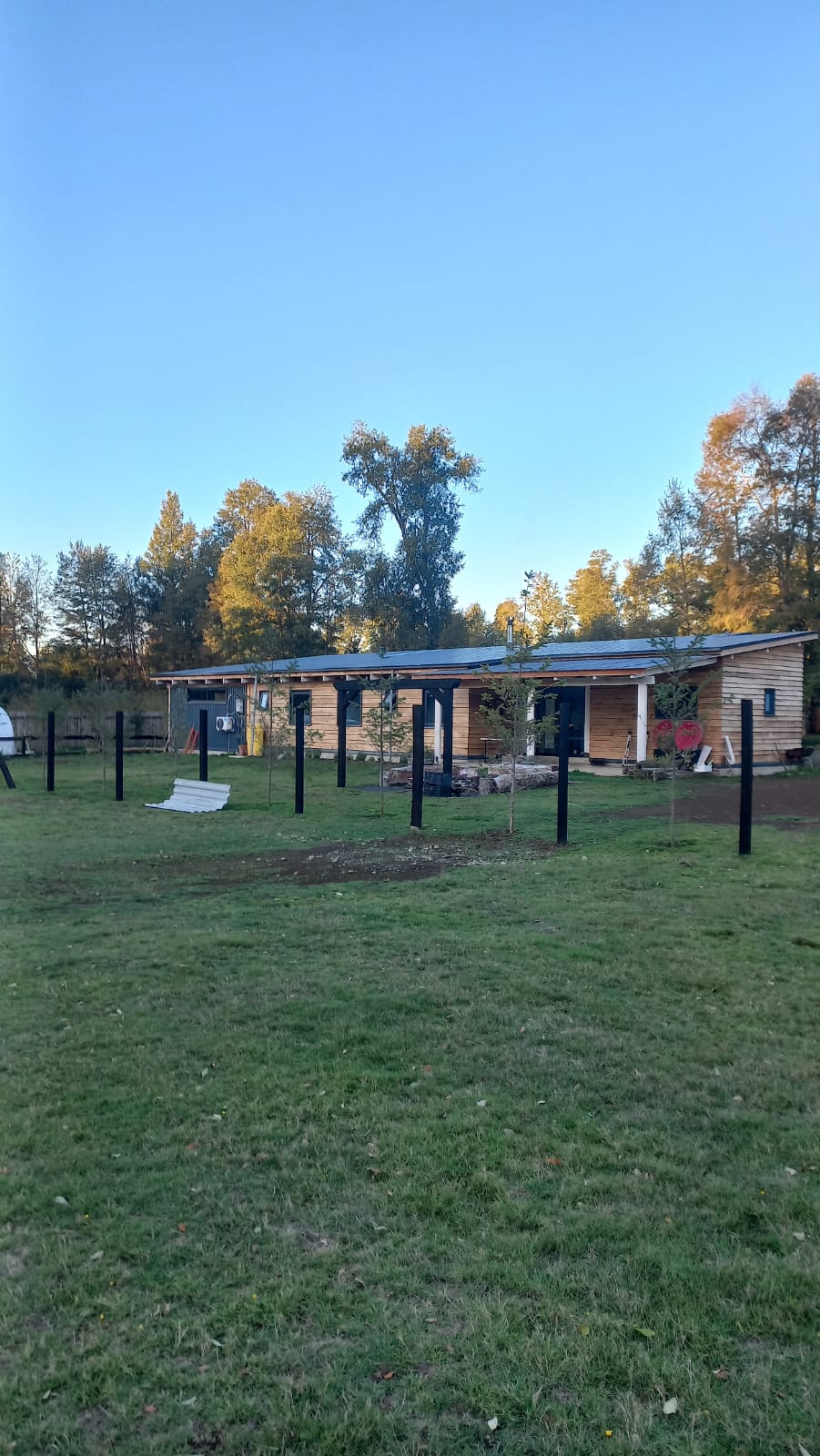 Foto 9 de A320 Parcela con moderna casa en Molco cerca a Playa linda