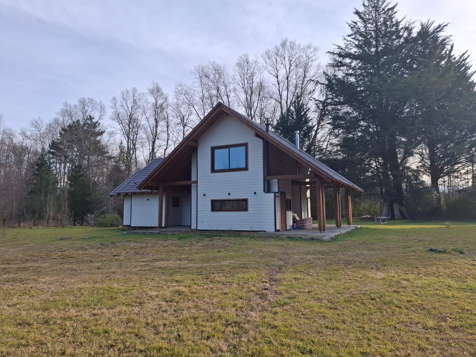 Foto 1 de A442  Hermosa casa nueva a tan solo 7 km de Villarrica